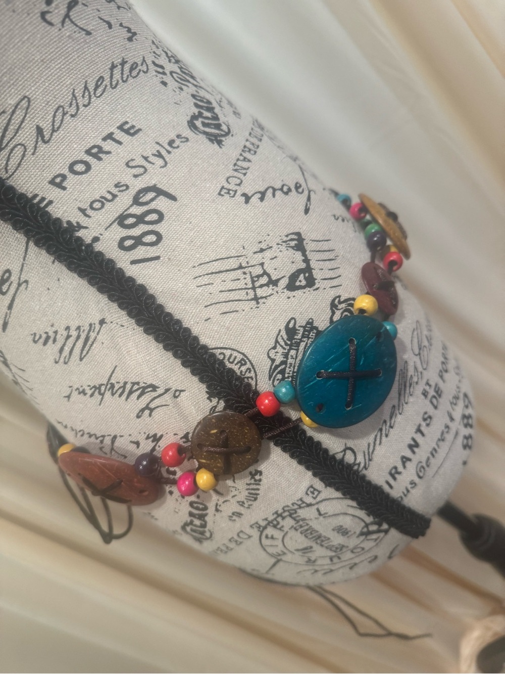 Handmade Coconut Shell Belt - Picture 2 of 5